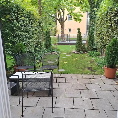 Appartement Modern 2-room With Terrace In Gauting