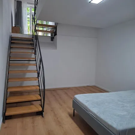 Appartement Modern 2-room With Terrace In