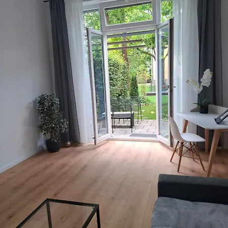 Modern 2-room With Terrace In *