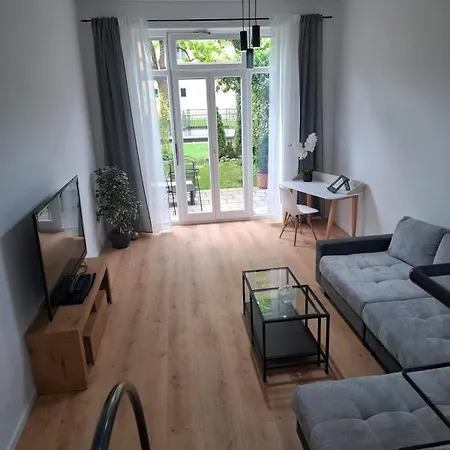 Modern 2-room With Terrace In Appartement Gauting