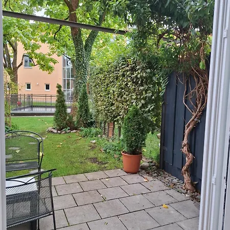 Modern 2-room With Terrace In Apartman Gauting